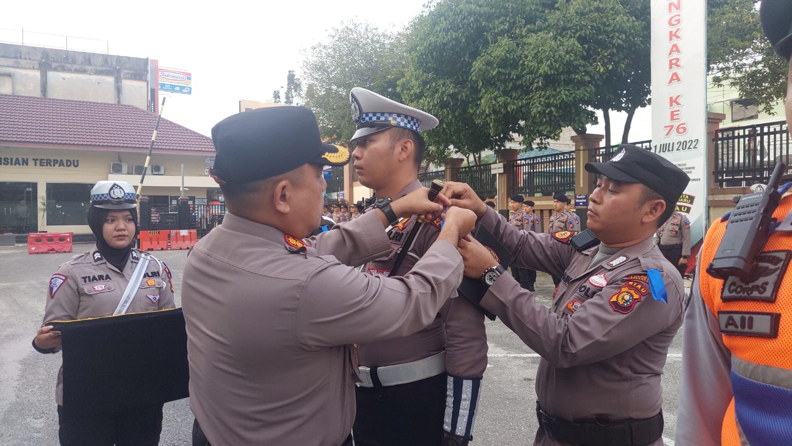 Kapolresta Pekanbaru Pimpinan Apel Gelar Pasukan Operasi Keselamatan Lancang Kuning 2023